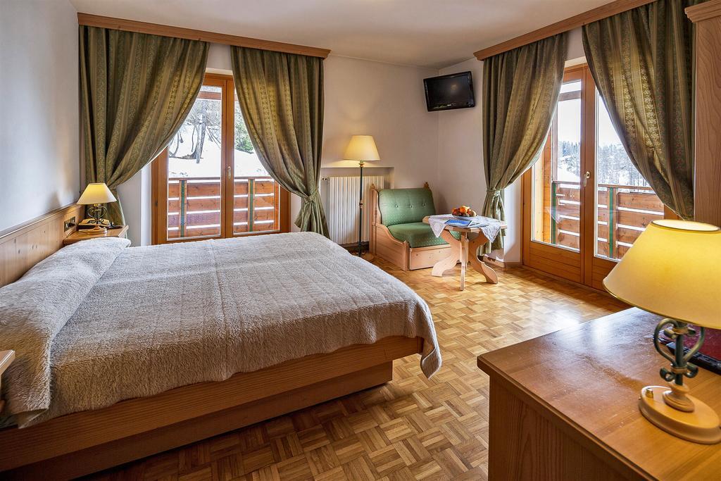 Hotel Piccolo Pocol Cortina dʼAmpezzo Rom bilde